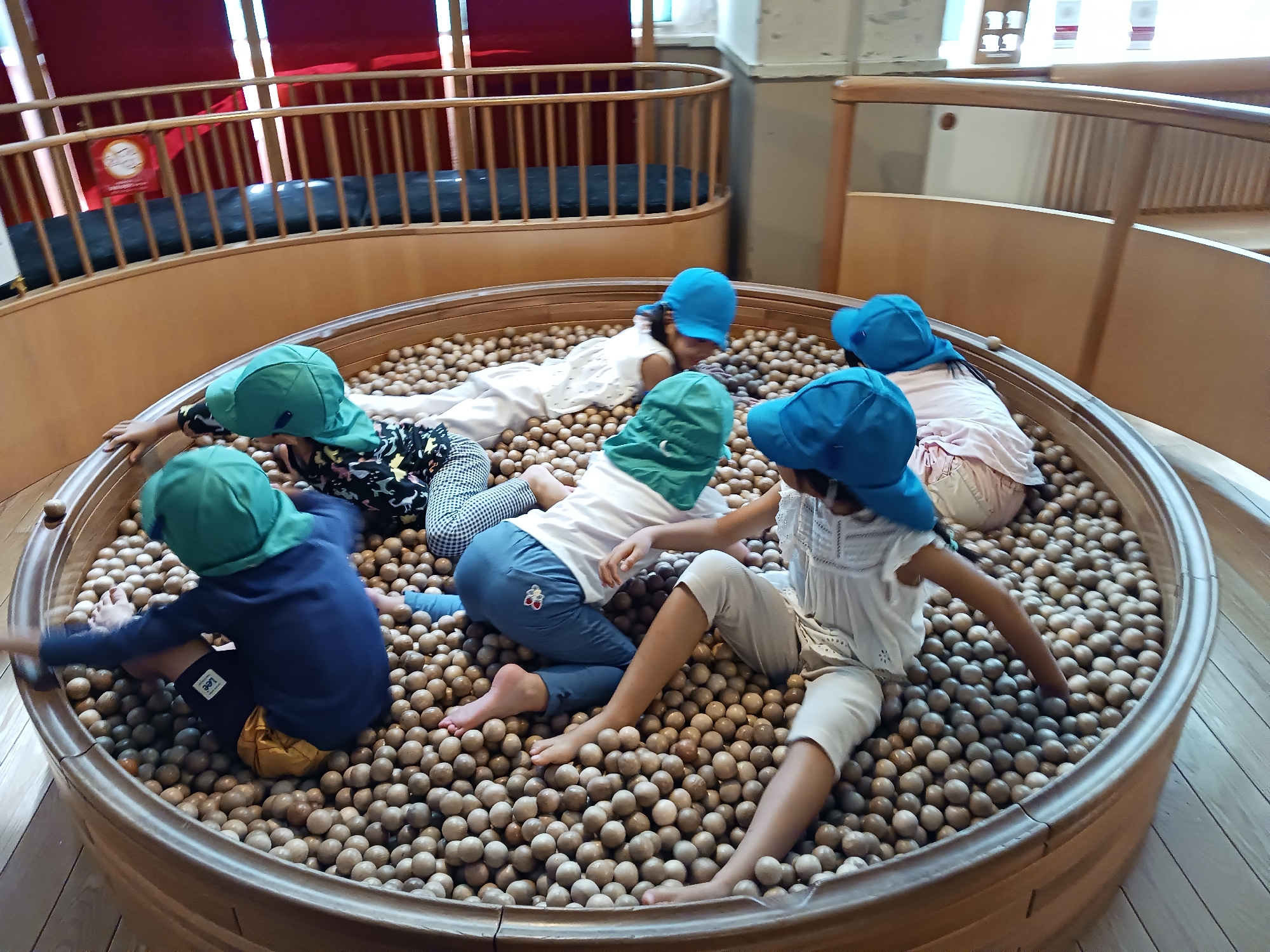 遠足:東京おもちゃ美術館